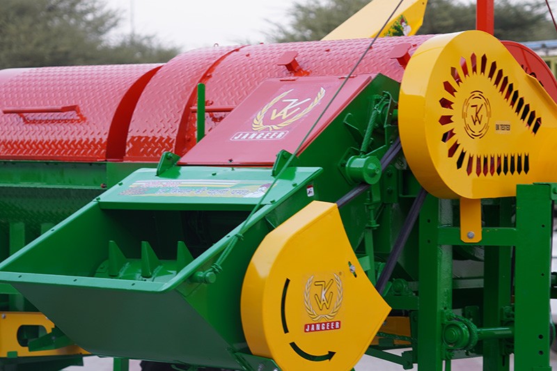 Jangeer Paddy Thresher