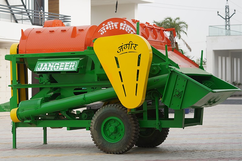 Jangeer Thresher 4900