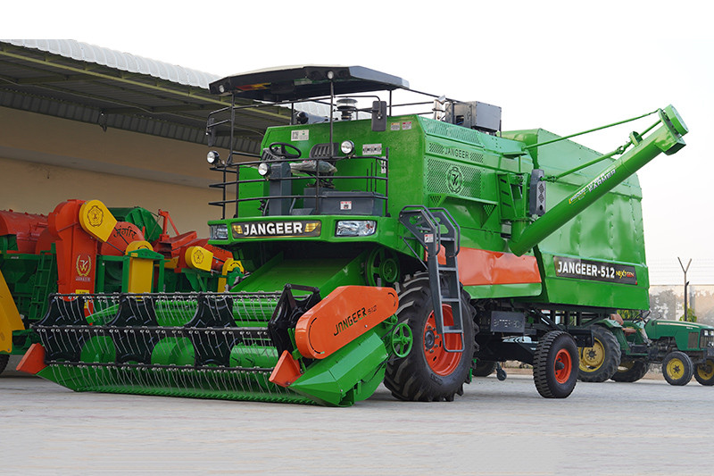 Combine Harvester - 512
